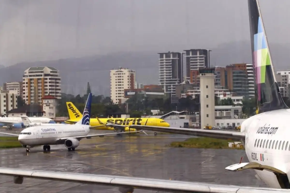 Aeropuerto-La-Aurora-energia-septiembre-2023.jpg, 