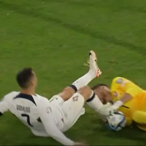 cristiano ronaldo falta ,