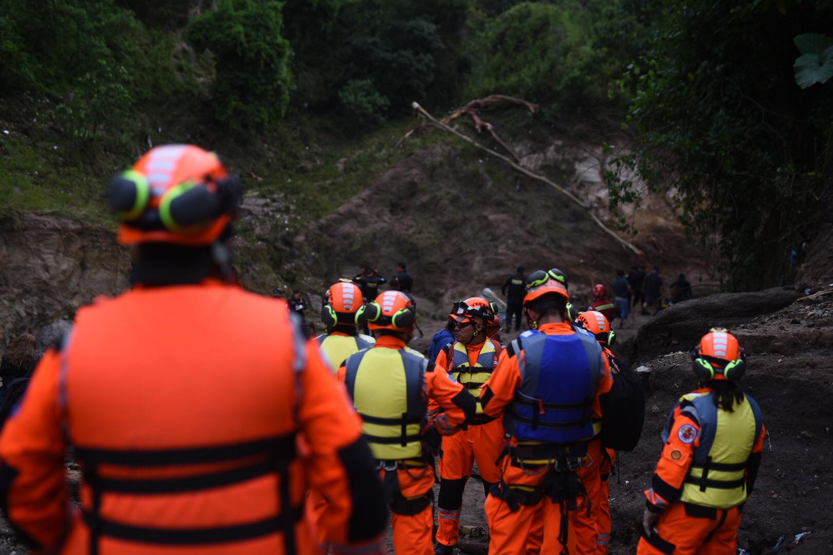 desaparecidos-lluvias-puente-el-naranjo-emisoras-unidas14 | 