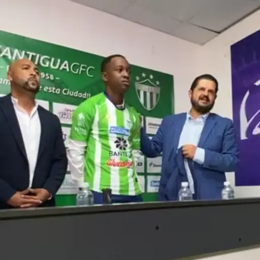 Marvin Ávila Jr es nuevo jugador de Antigua GFC ,