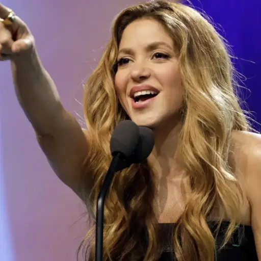 Shakira ,