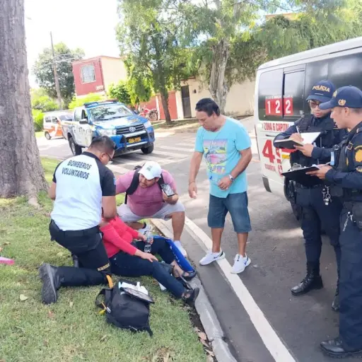 Foto Bomberos Voluntarios. 