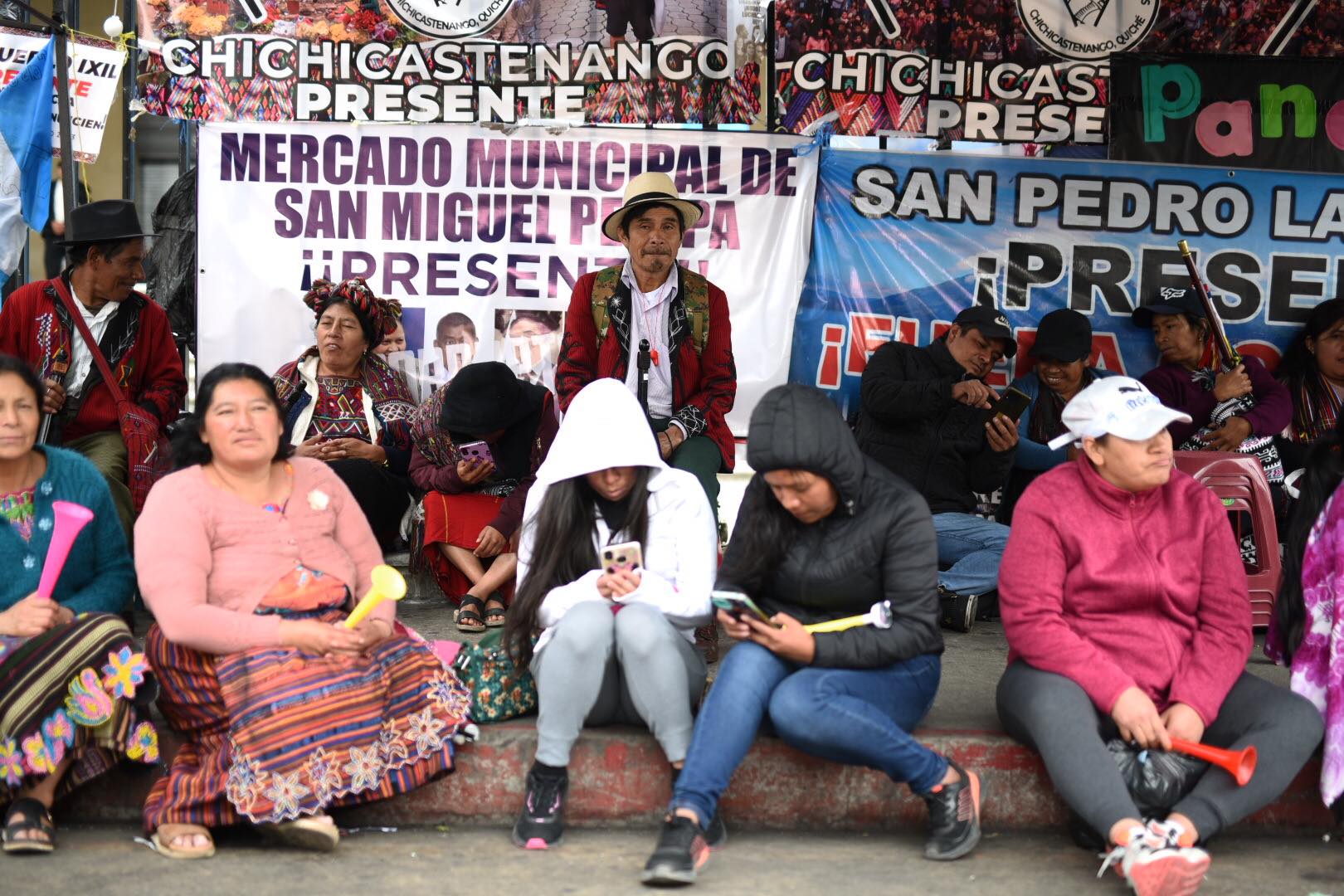 manfiestacion-ministerio-publico-renuncia-fiscal-general-emisoras-unidas5 | 