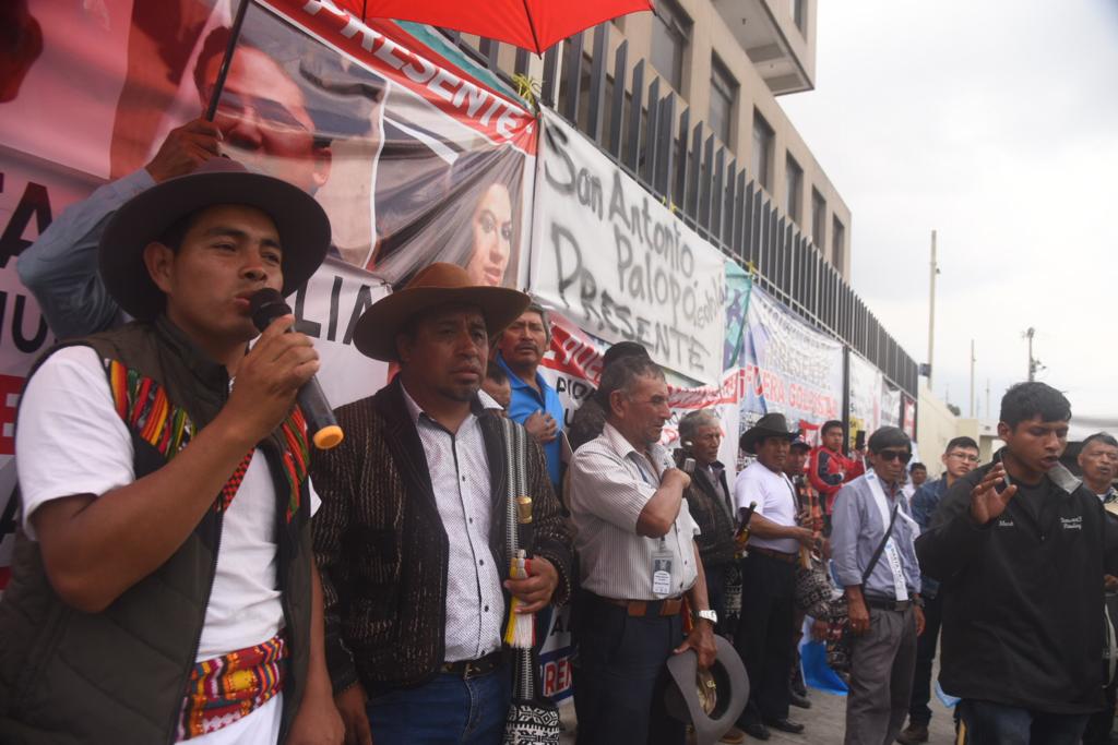 manifestacion-ministerio-publico-buses-emisoras-unidas2 | 