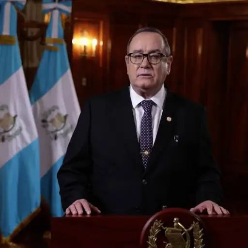 alejandro-giammattei ,