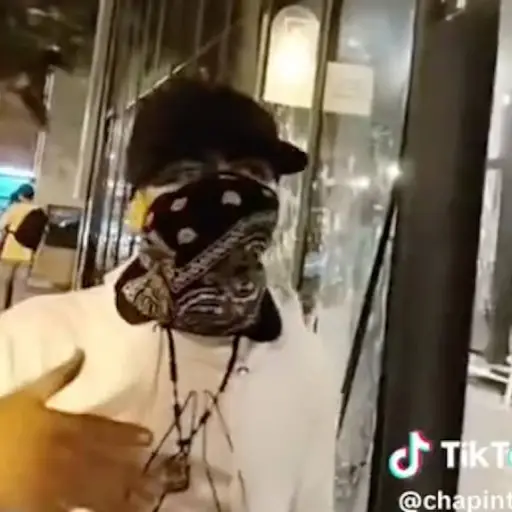 Captura de pantalla video.