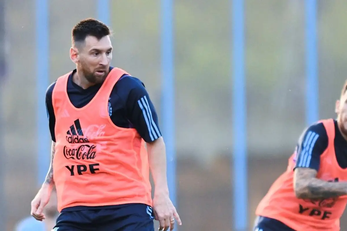 lionel-messi-entrenamiento-seleccion-argentina-octubre-2023.jpg, 