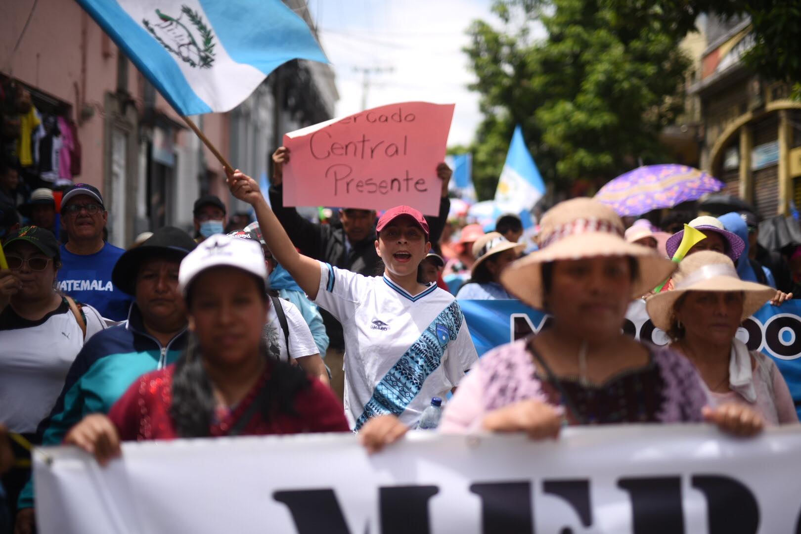 marcha-manifestacion-vendedores-mercados-emisoras-unidas11 | 