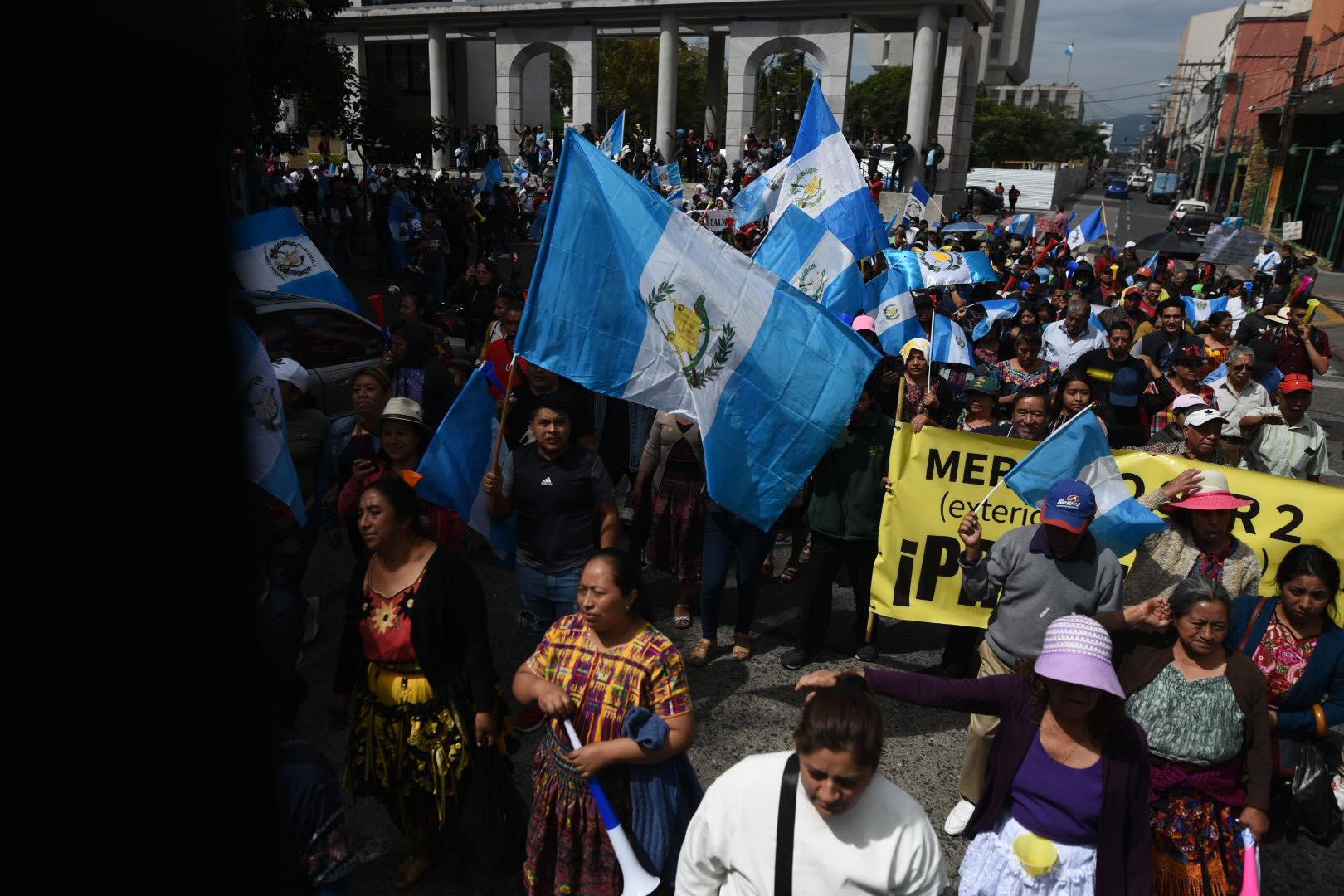 manifestacion-vendedores-mercados-capital-emisoras-unidas13 | 