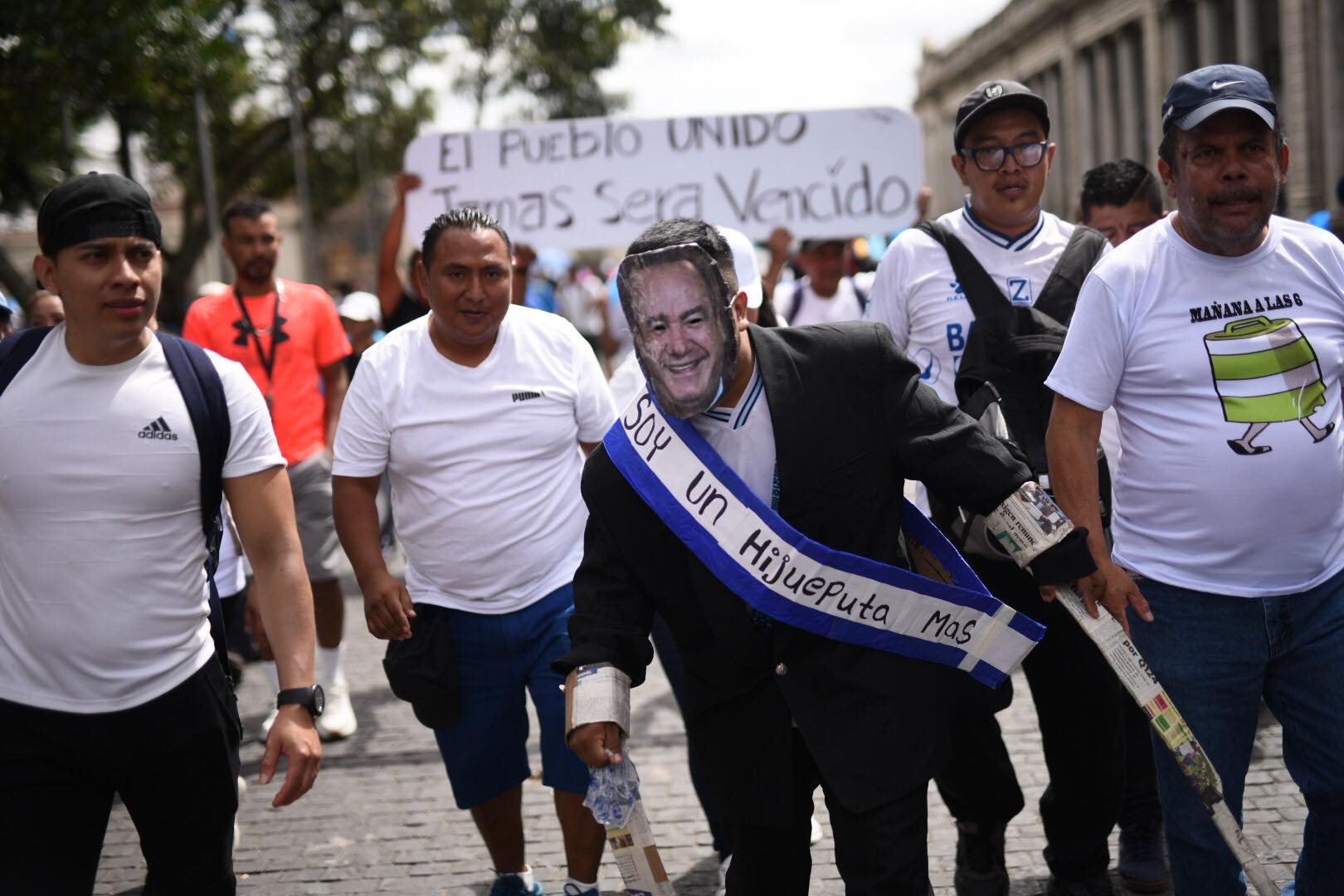 manifestacion-vendedores-mercados-capital-emisoras-unidas9 | 