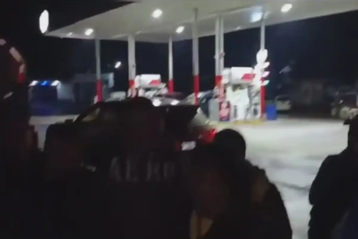 cierre-gasolinera-cantel-emisoras-unidas, 