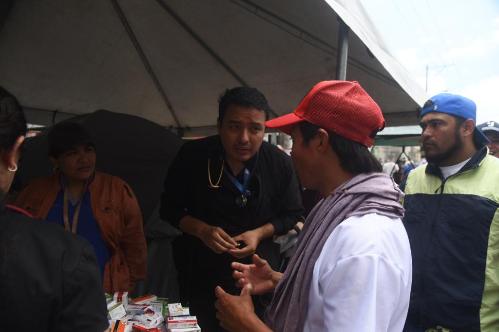 medicos-atienden-manifestantes-ministerio-publico-emisoras-unidas2 | 