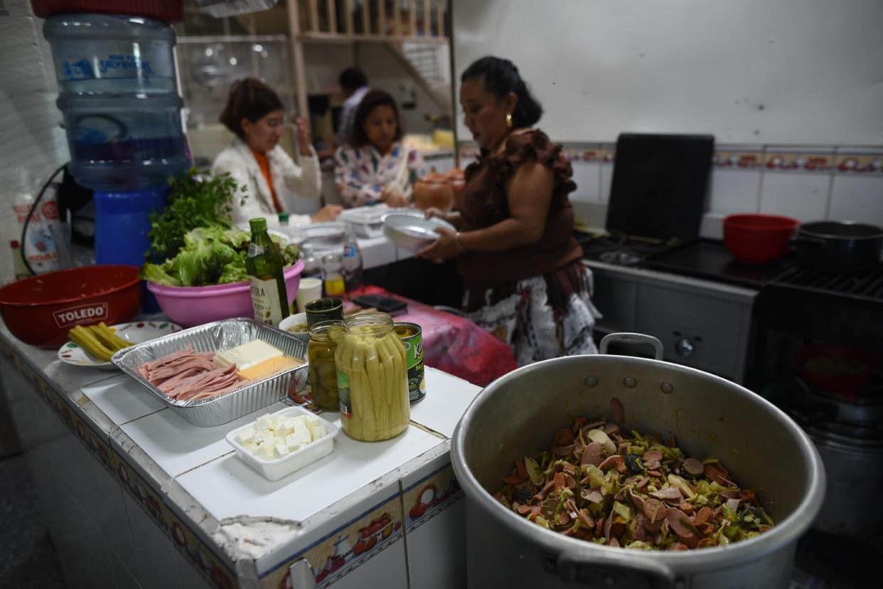 fiambre-1-noviembre-dia-santos-mercado-central-emisoras-unidas5 | 