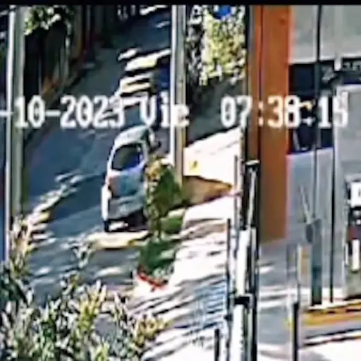 robo-vehiculo-zona-10-noviembre-de-2023 ,