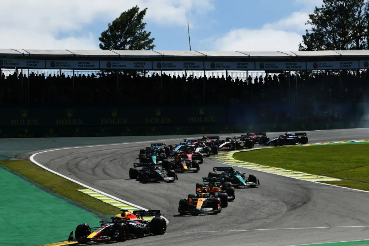 SAO PAULO, BRAZIL - NOVEMBER 05: Max Verstappen of the Netherlands driving the (1) Oracle Red Bull Racing RB19 leads the field at the restart after a red flag delay during the F1 Grand Prix of Brazil at Autodromo Jose Carlos Pace on November 05, 2023 in S