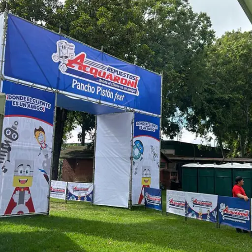 Repuestos Acquaroni festeja a sus clientes. Foto: Cortesía