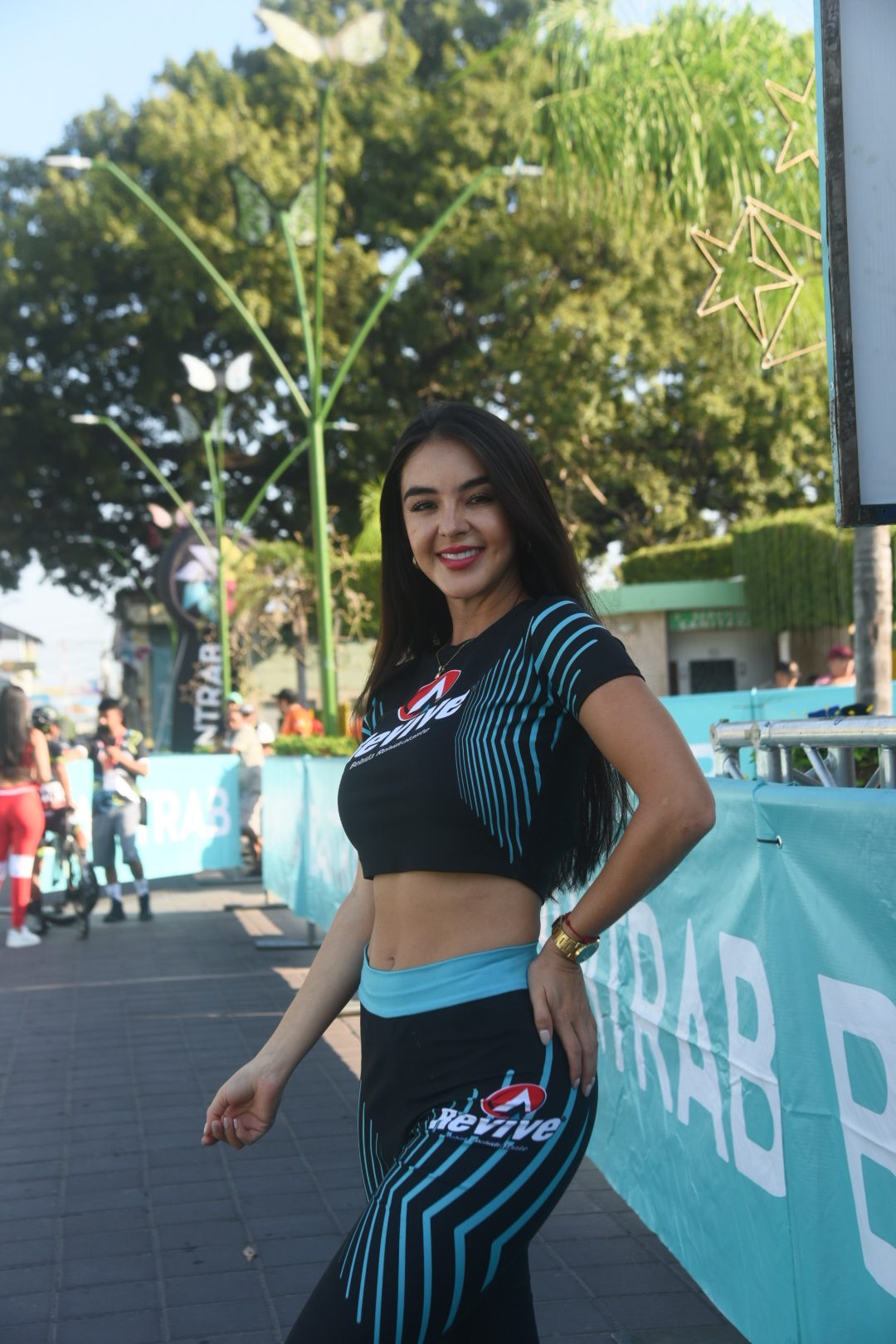 modelo-alexandra -builes-vuelta-a-guatemala-noviembre-2023 (1) | 