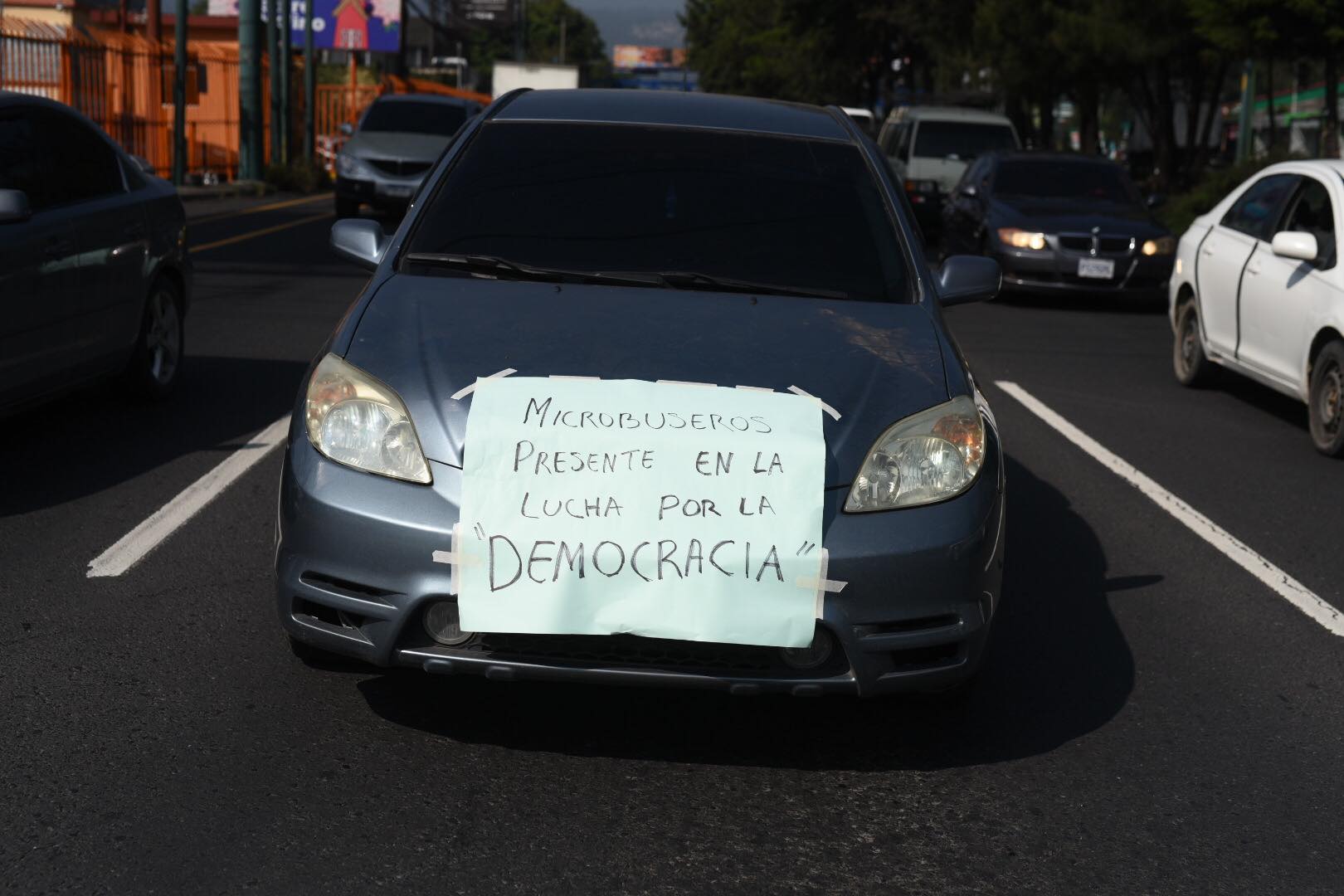 caravana-transportistas-calzada-roosevelt-emisoras-unidas2 | 