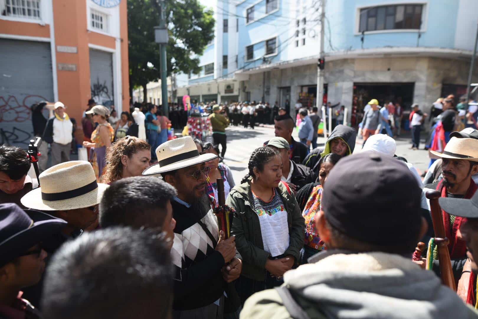 autoridades-indigenas-manifesetaciones-congreso-emisoras-unidas4 | 