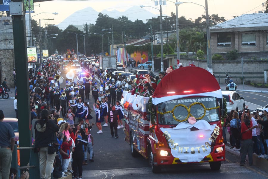 primer-desfile-bomberos-voluntarios-2023-6 | 