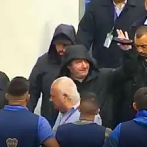 Abuchean a Javier Milei en las elecciones de Boca Juniors ,