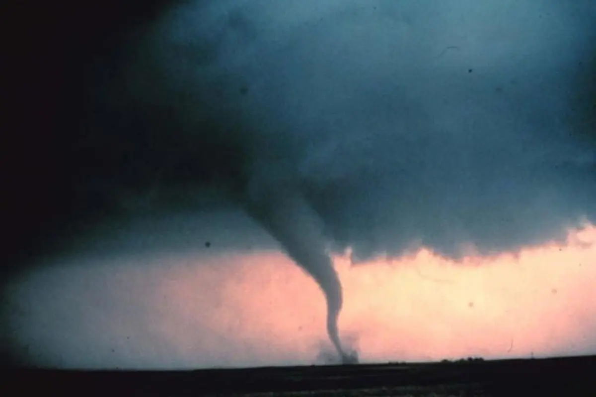 muertos-paso-tornado-en-tennessee, 