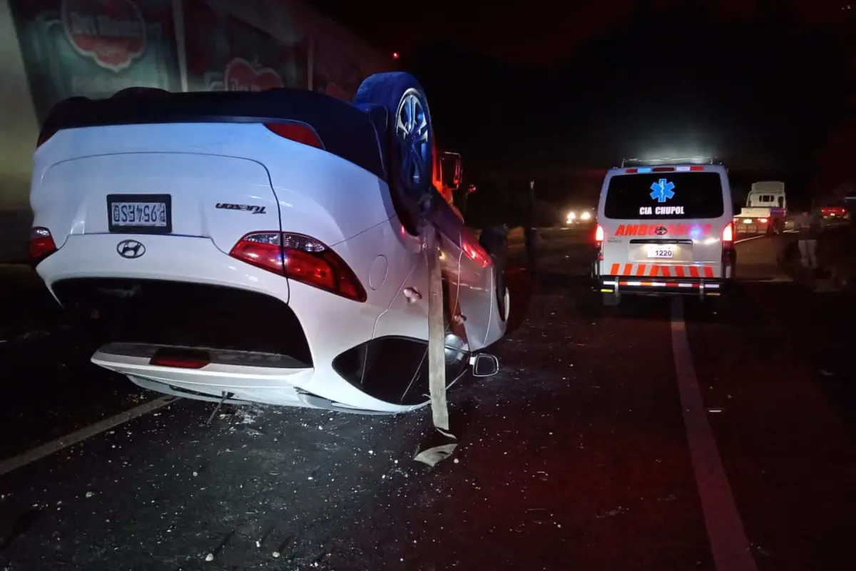 Accidente en Km. 115 de ruta Interamericana. Foto: Bomberos Voluntarios