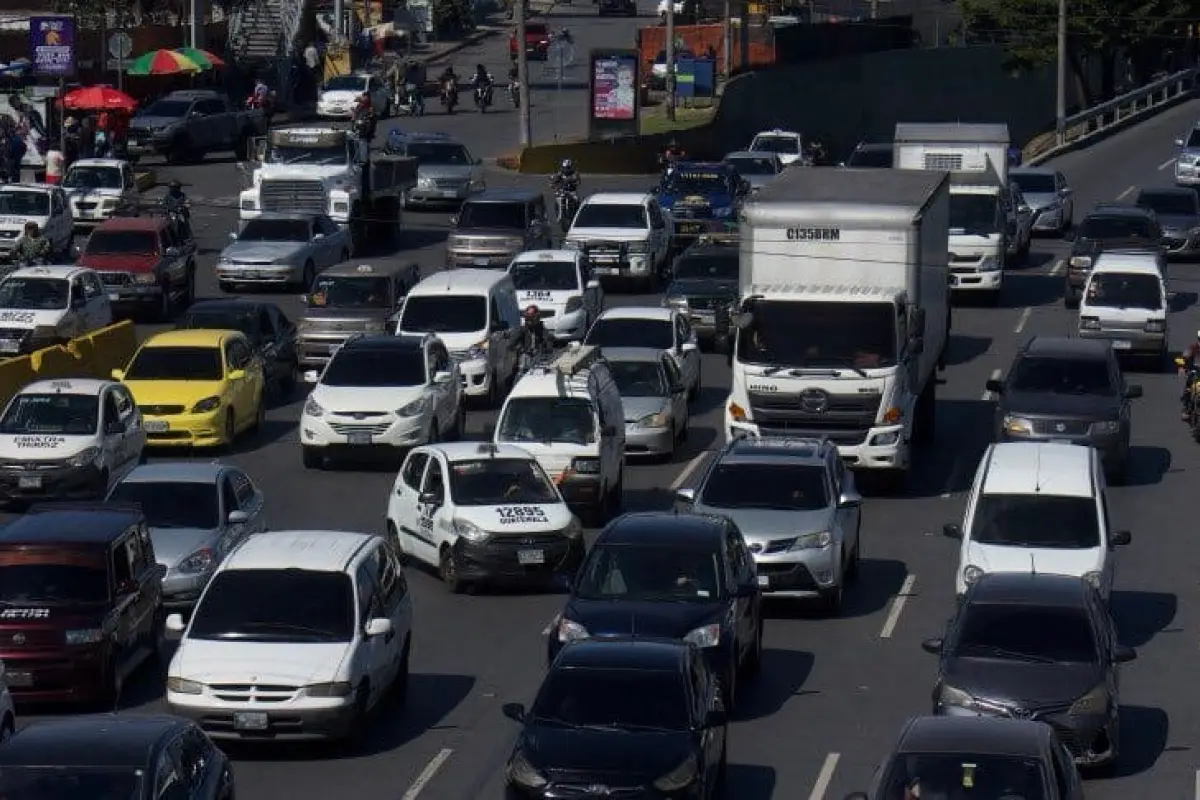 transito-compras-navidad-2022-emisoras-unidas10, 