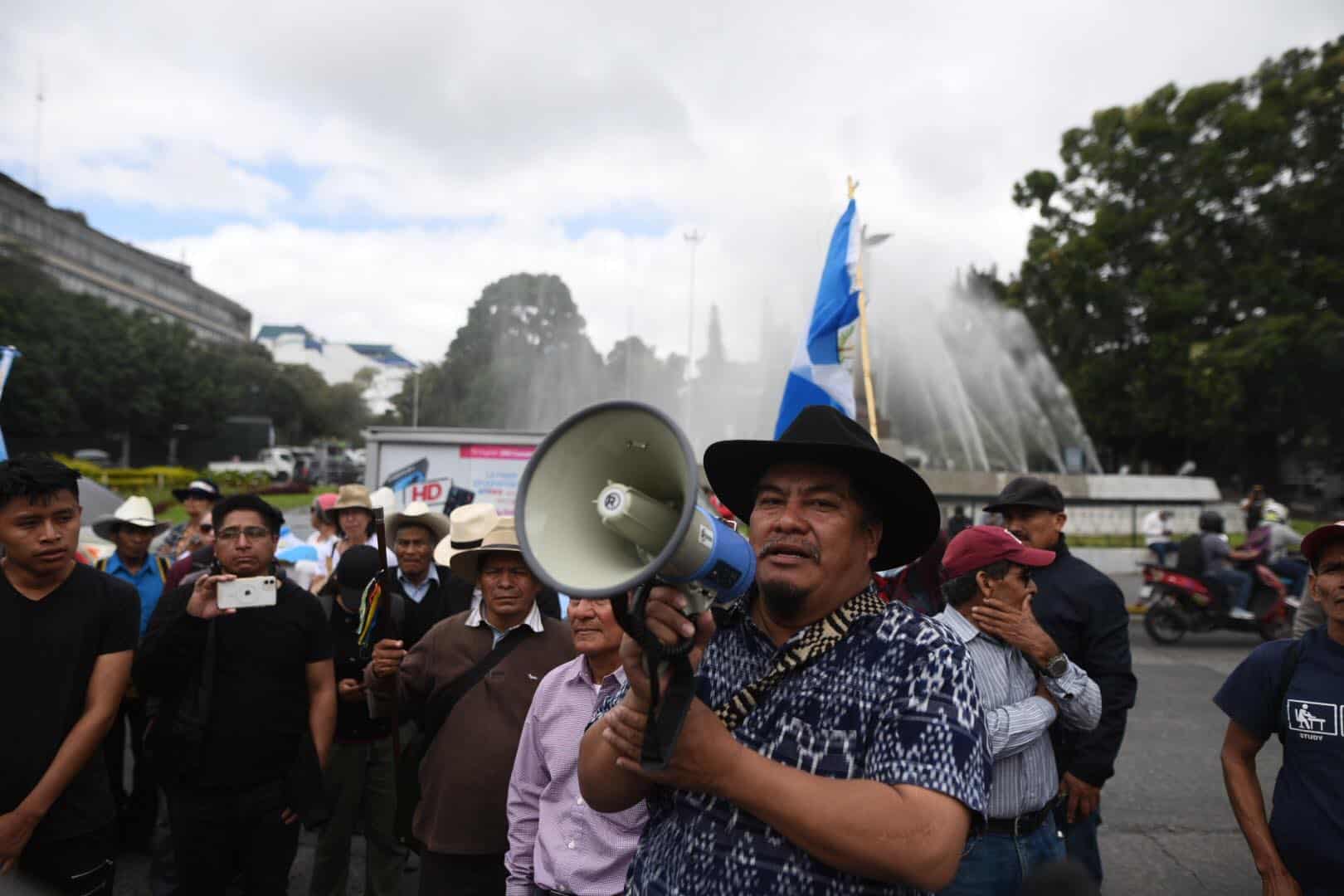 caminata-autoridades-indigenas-zona-1-emisoras-unidas14 | 