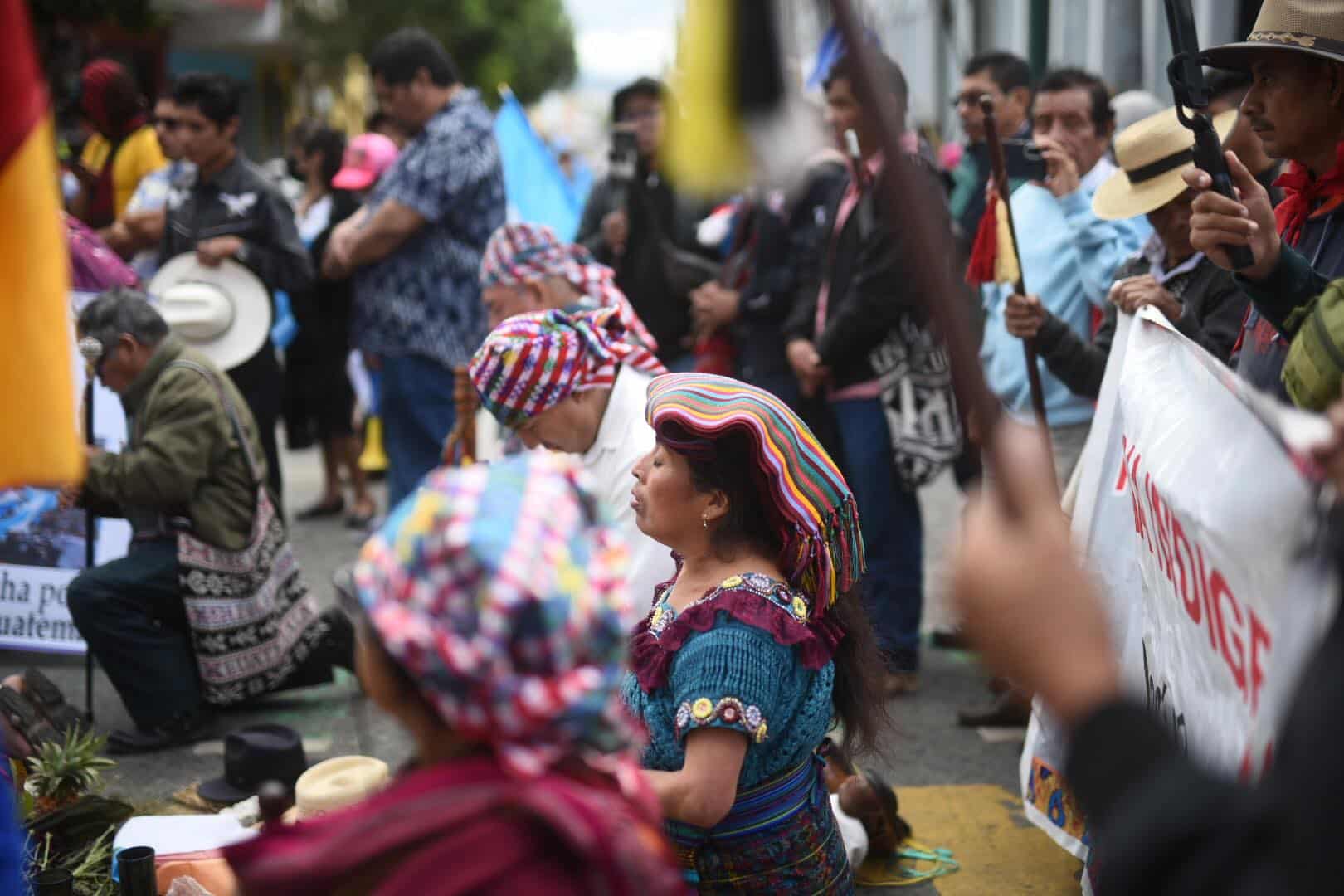 caminata-autoridades-indigenas-zona-1-emisoras-unidas3 | 