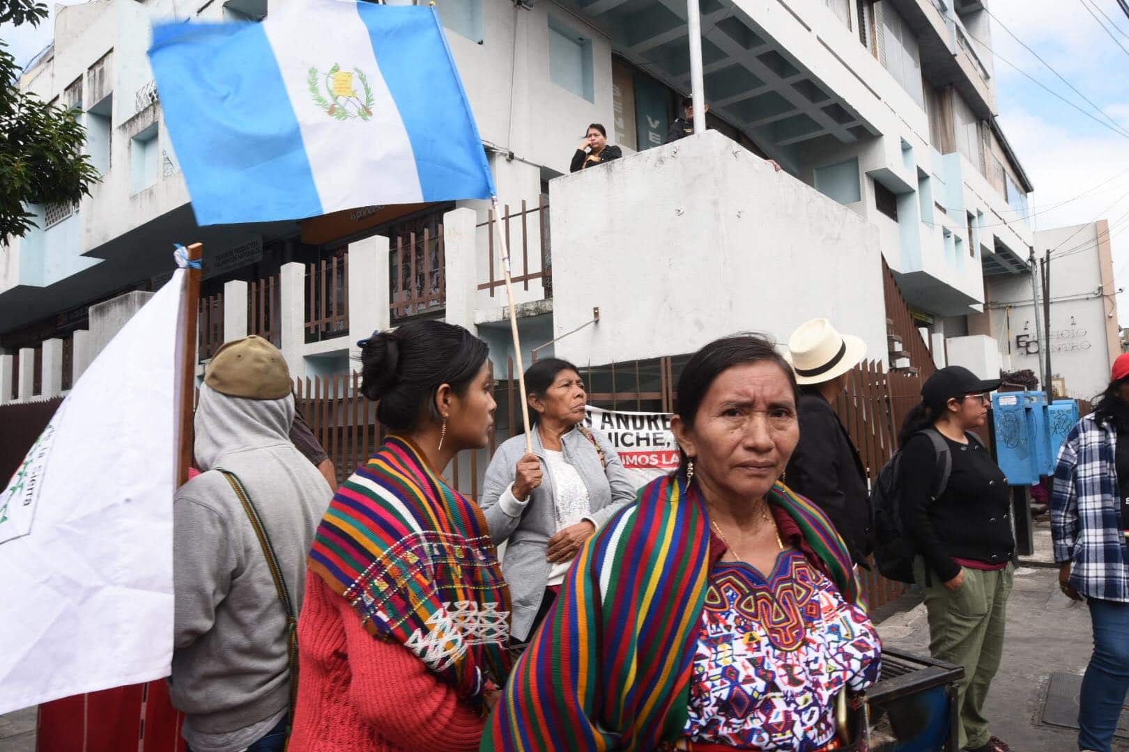 caminata-autoridades-indigenas-zona-1-emisoras-unidas4 | 