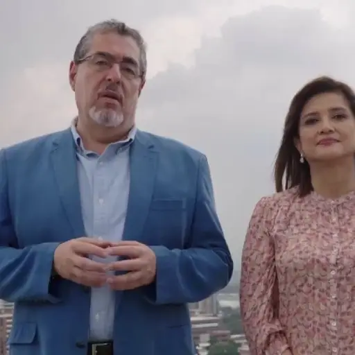 binomio-electo-bernardo-arevalo-karin-herrera-emisoras-unidas ,