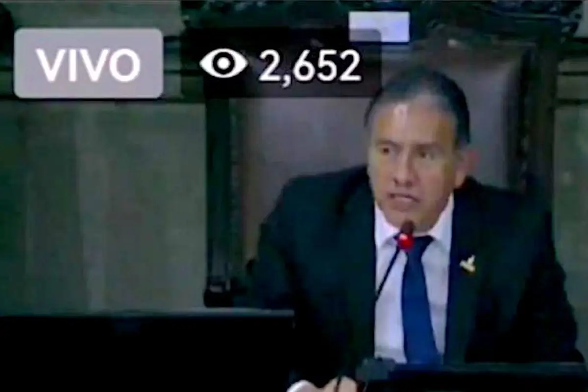 Captura de pantalla Facebook live/Congreso.