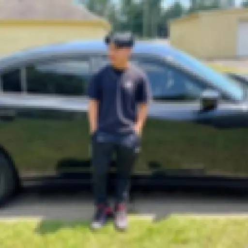 Duvan Pérez, guatemalteco de 16 años, murió mientras limpiaba equipos en la planta avícola Mar-Jac de Hattiesburg, Mississippi. 