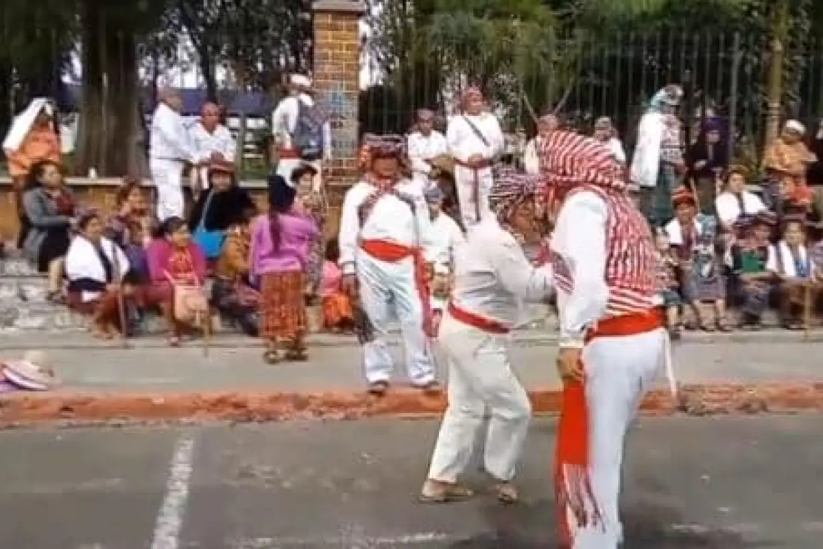 Danza en el parque Jocotenango, 