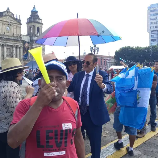Manifestaciones frente al Palacio Nacional de la Cultura y MP ,