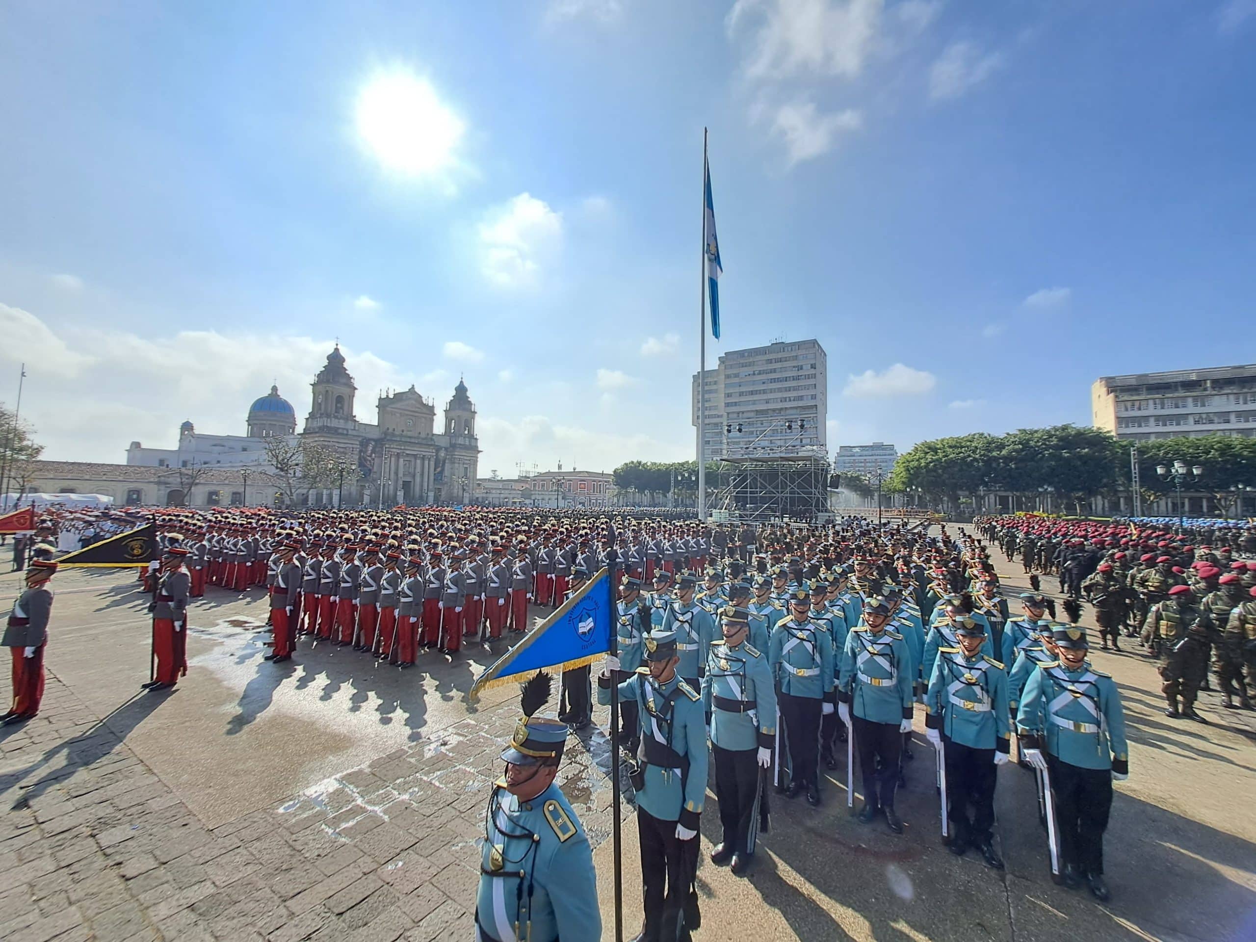 ejercito-saludo-presidente-bernardo-arevalo-emisoras-unidas6 | 