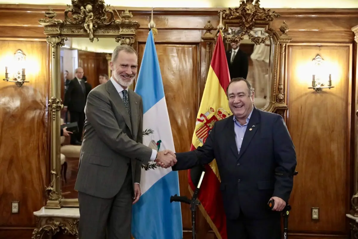 Presidente Alejandro Giammattei se entrevista con el Rey Felipe VI, 