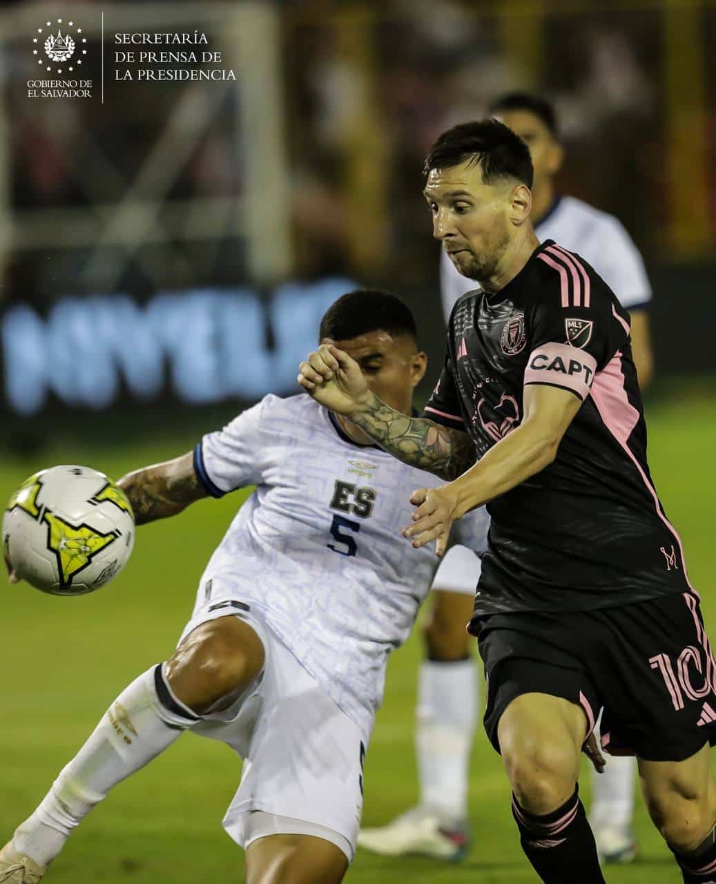 Messi en el partido amistoso ante El Salvador en el estadio Cuscatlán | 