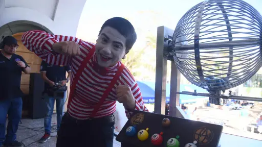 Ganador de Q1 millon en la lotería Santa Lucía ,