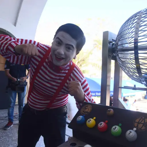 Ganador de Q1 millon en la lotería Santa Lucía ,