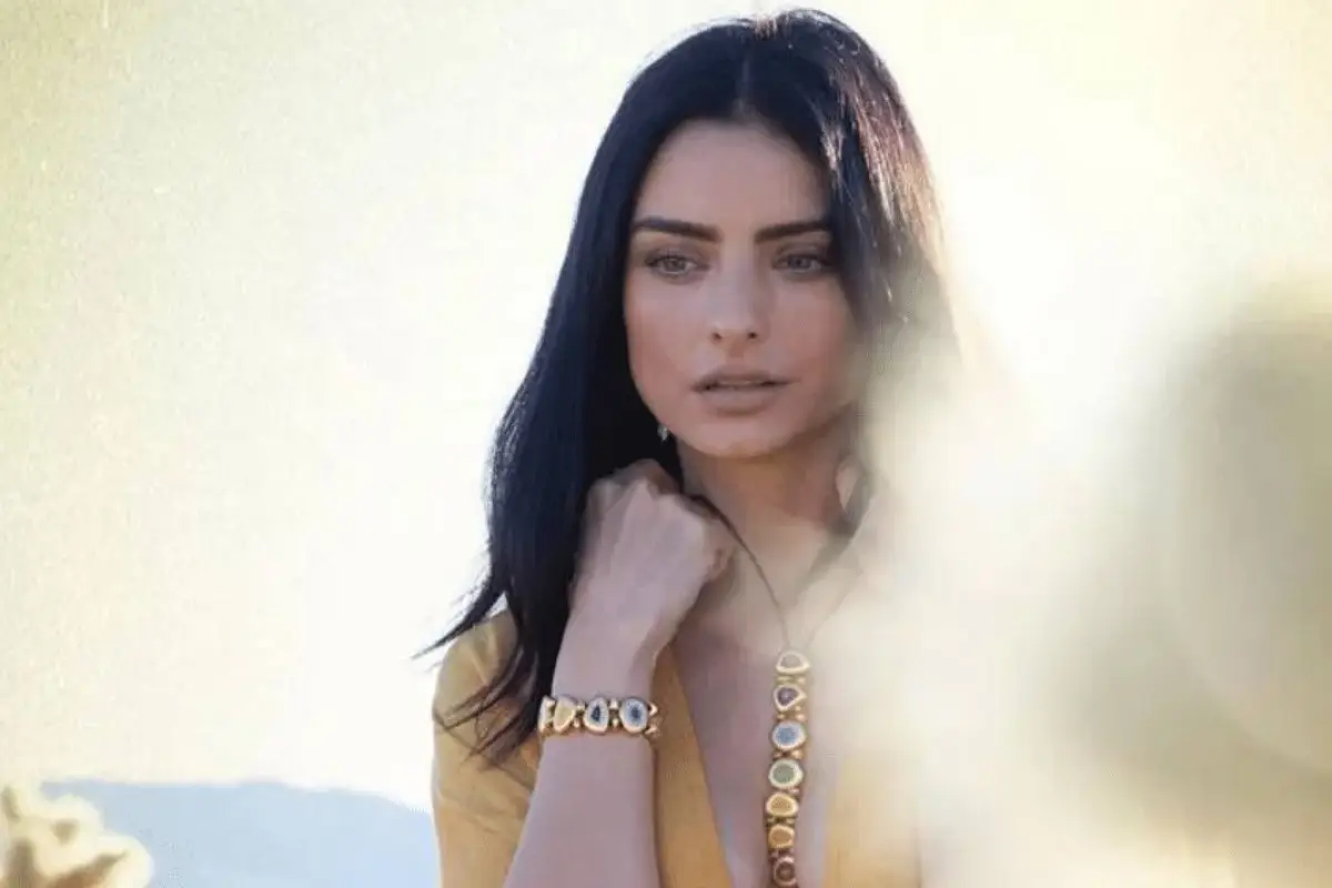 Aislinn Derbez, 