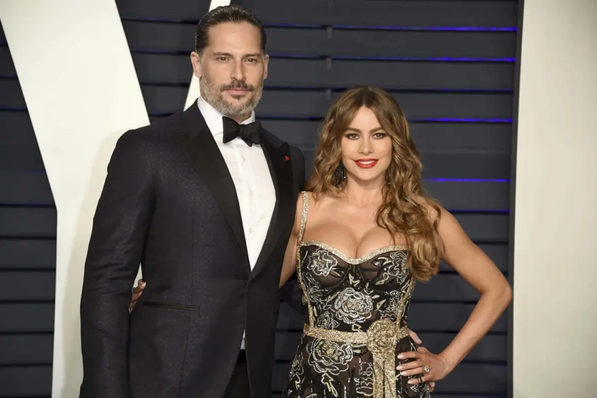 XJoe Manganiello, left, and Sofia Vergara arrive at the Vanity Fair Oscar Party on Sunday, Feb. 24, 2019, in Beverly Hills, Calif. (Photo by Evan Agostini/Invision/AP)