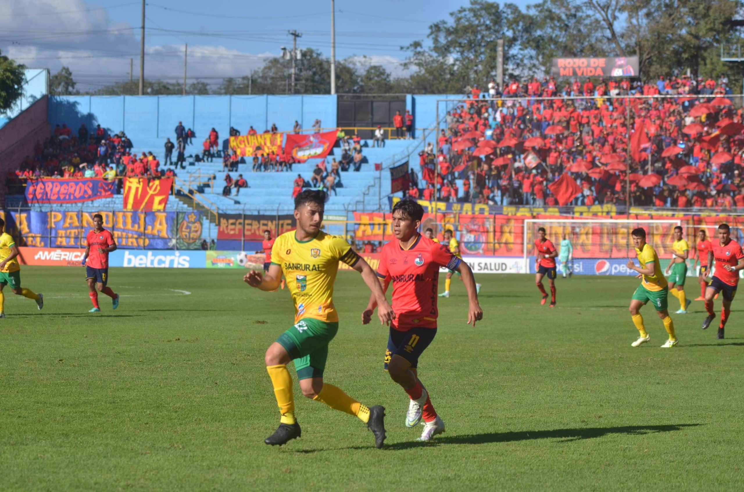 Partido entre Municipal y Guastatoya por la primera jornada del Clausura 2024 | 