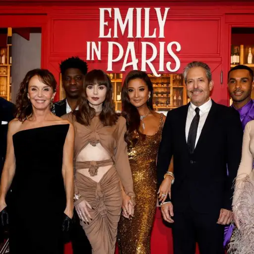 Actriz de Emily en París ,