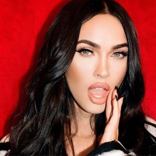 Megan Fox ,