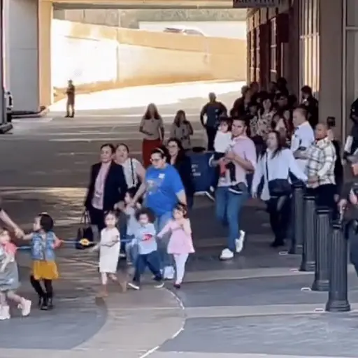 mujer-entro-iglesia-disparo-contra-feligreses ,