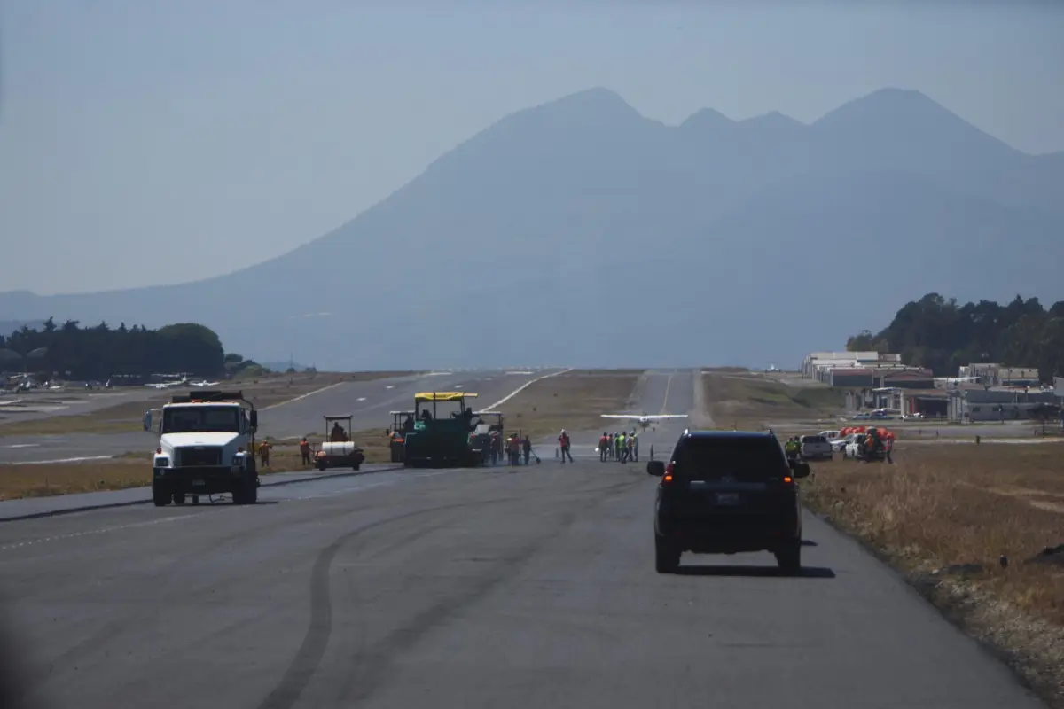 pista-aeropuerto-internacional-la-aurora-emisoras-unidas1-scaled-1.jpeg, 