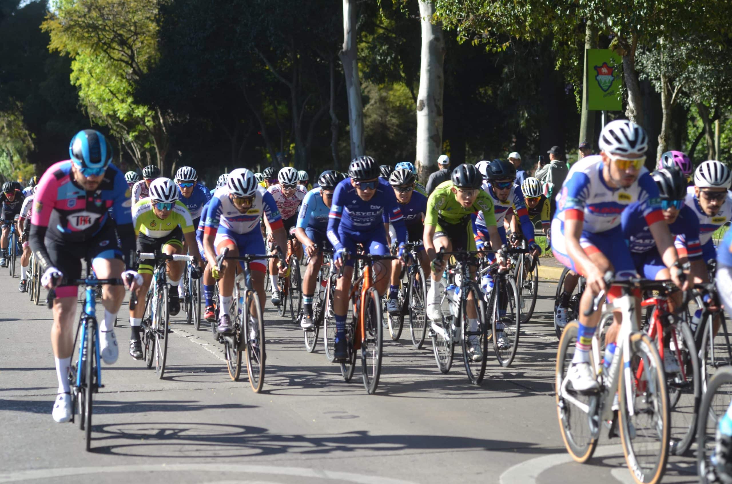 Federación de Ciclismo presentó a los equipos para la temporada 2024 / 