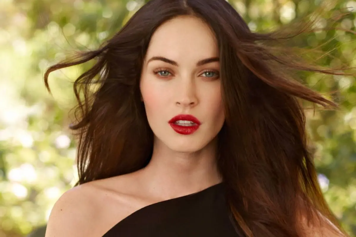 Megan-Fox-escote-emisoras-unidas-1.jpg, 